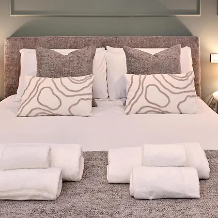 Апартаменты Monti Luxury Patio *