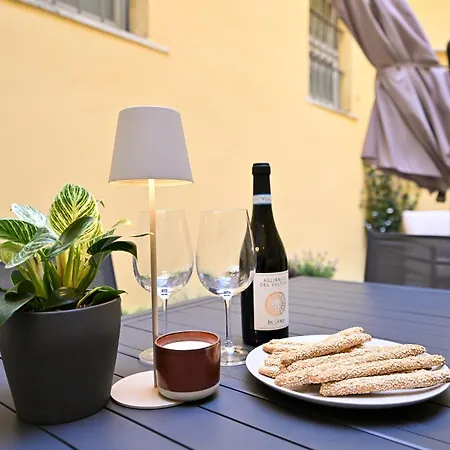 アパート Monti Luxury Patio ローマ